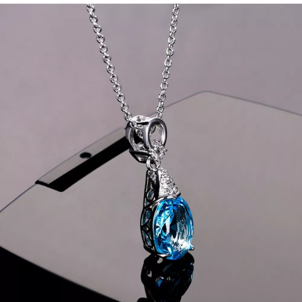 Aquamarine Pendant Necklace Women Girls - Picture 4 of 7